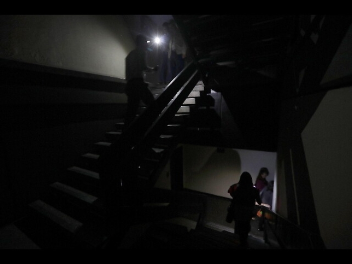 Venezuela: nuovo blackout chiude scuole