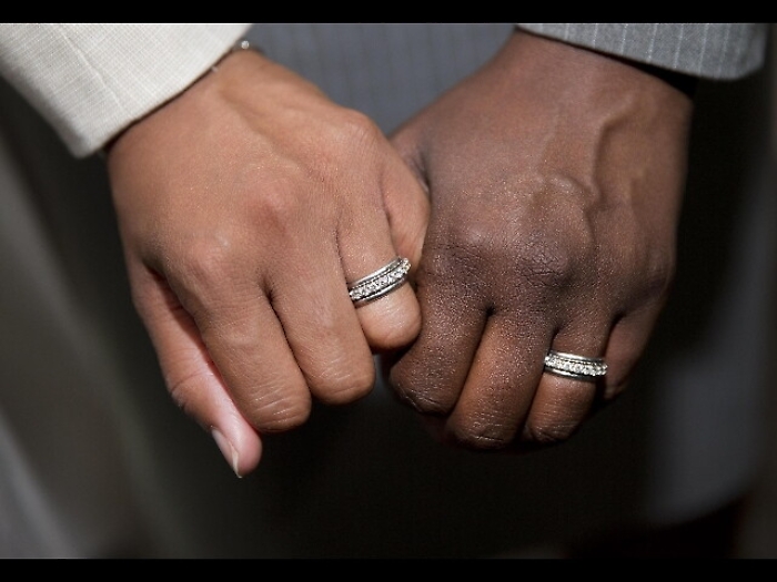 CC bloccano nozze fittizie nel Torinese