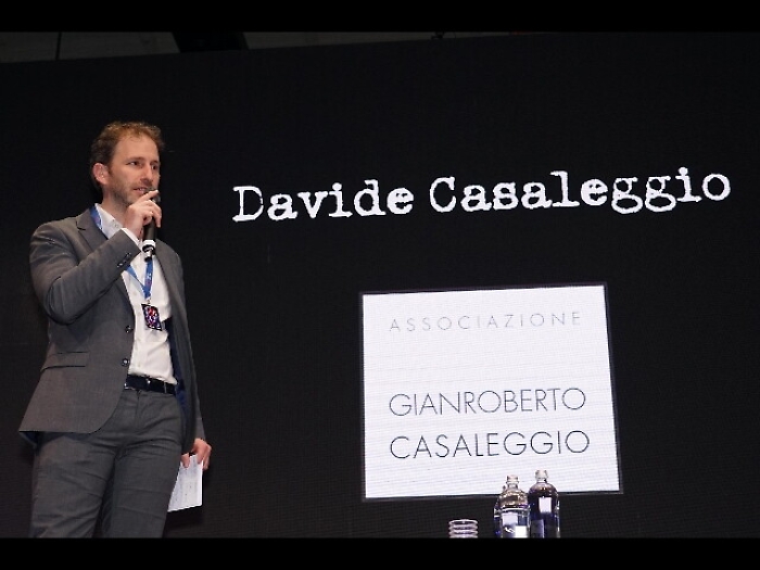 M5s, riconoscere cittadinanza digitale