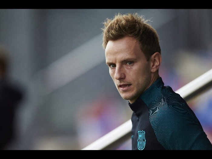 Barcellona, serve sfoltire la rosa