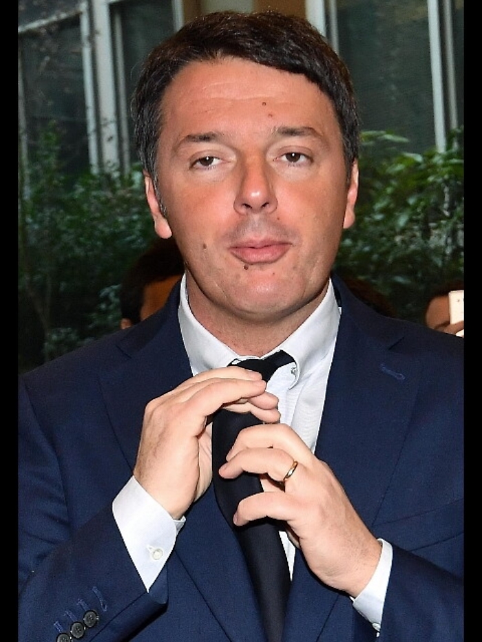 Renzi, Pd no al governo con estremisti