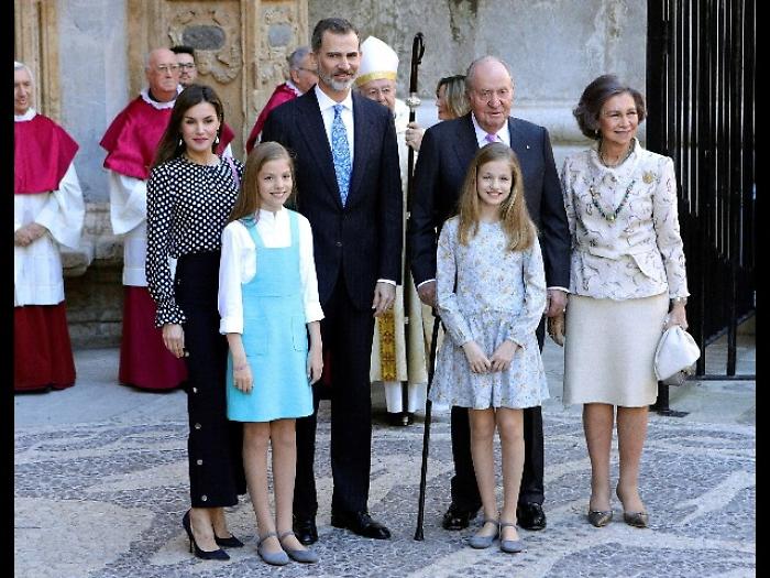 Pasqua: Spagna, reali a messa a Maiorca