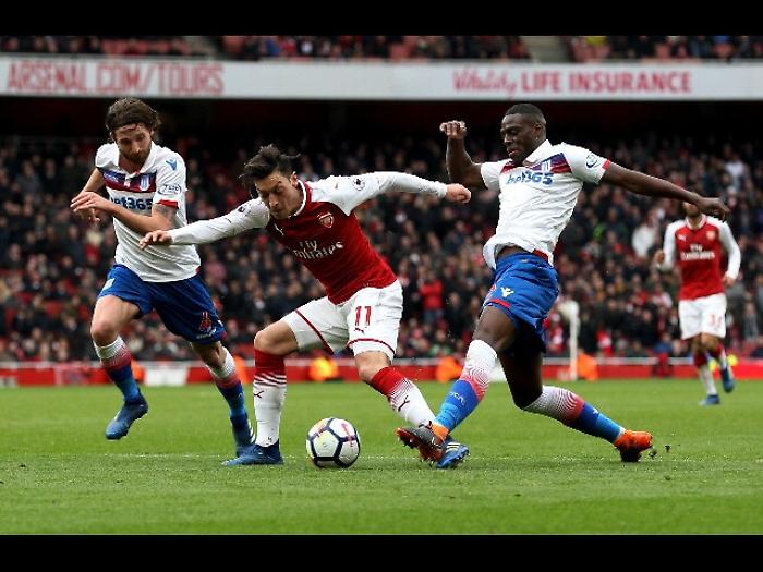 Premier: l'Arsenal vince ancora