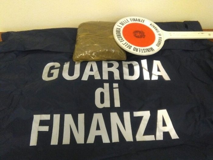 Droga: donna in traffico Albania-Italia