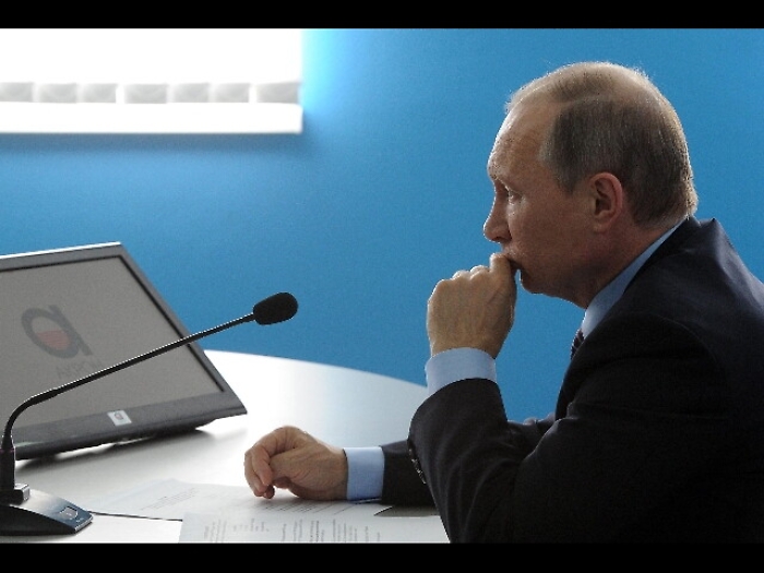 Cremlino, Putin mai parlato con Trump