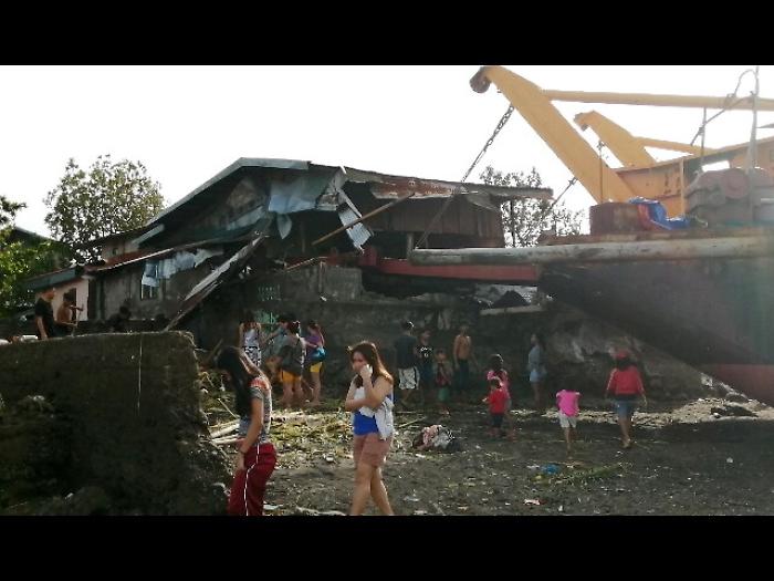 Filippine, tifone causa almeno 16 morti