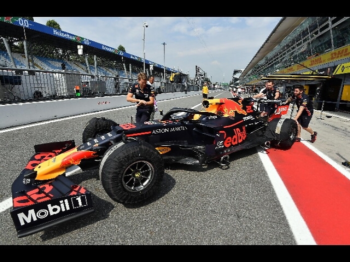 F1, gp Monza, libere fermate due volte