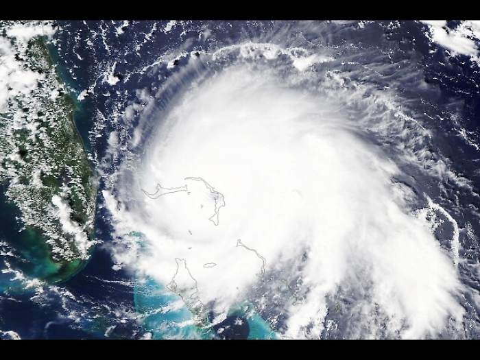 Migliaia le case distrutte da Dorian