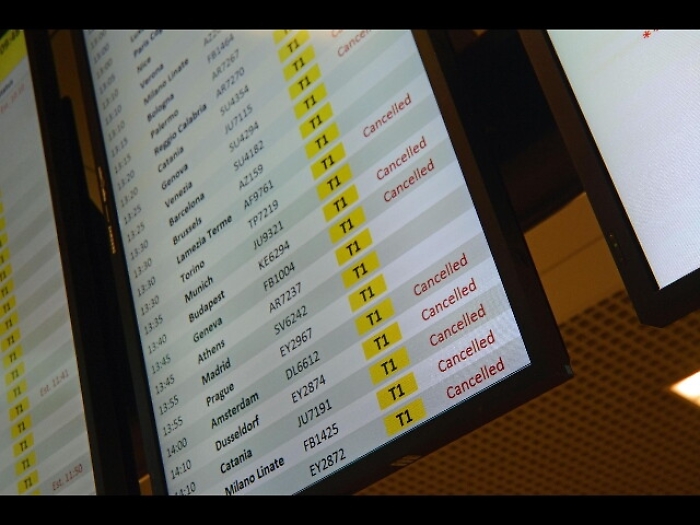 Sciopero Enav, molti voli cancellati