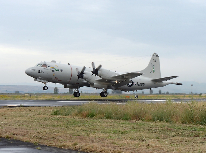 Raid aerei in Libia, l'Italia dice s&igrave;all'uso di Sigonella come base