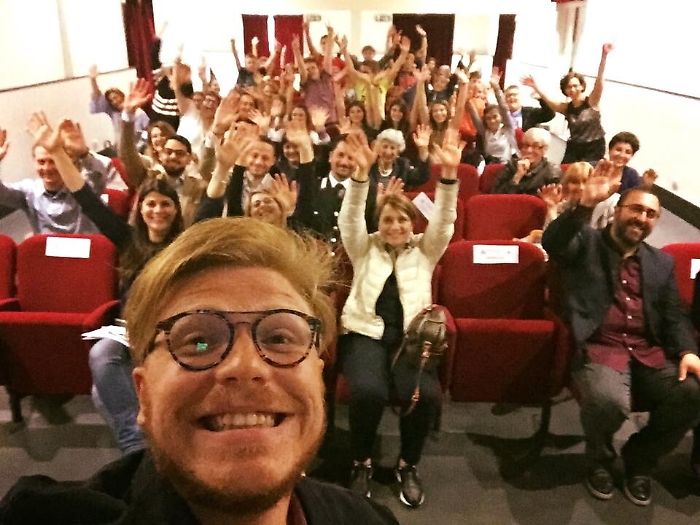 La sorella di La Vardera: "Vuole svergognarli tutti"