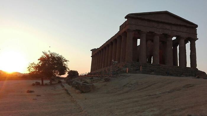 1503243963842_1618808537063-1