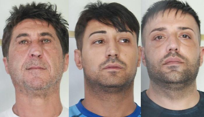 Rapina ad agente di commercio, tre pregiudicati finiscono in carcere