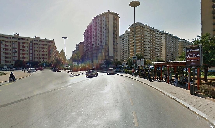 Palermo, travolto mentre attraversa la strada, muore un pedone