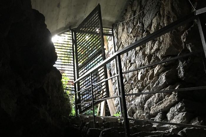 Il &ldquo;mondo fermo&rdquo; sotto Catania: quel che ci fu prima dei Greci, la grotta Petralia