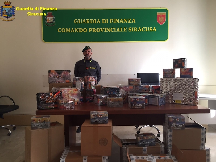 Siracusa, sequestrati 380 chili di &ldquo;botti&rdquo; di capodanno