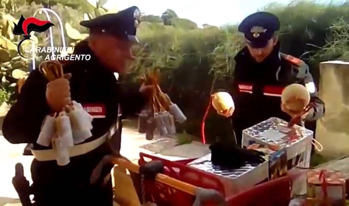 Licata, i &ldquo;botti&rdquo; in garage e in cucina, arrestato un impiegato