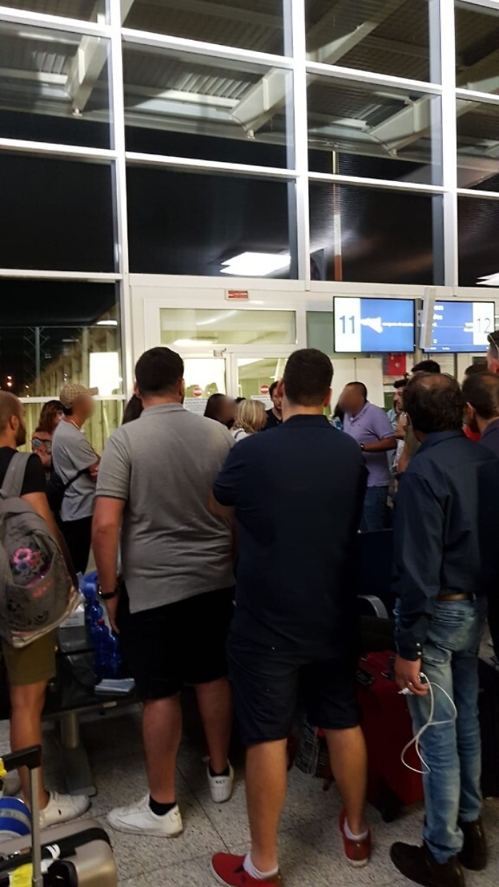 Catania, aeroporto: volo per Malta ritarda di oltre 10 ore