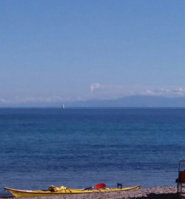 Palermo: l'Etna dalla spiaggia di Mondello