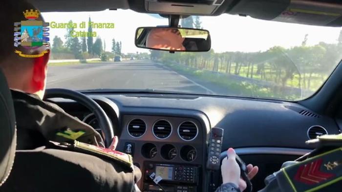 "Ambulanze della morte", due mezzi sequestrati a ditta di Biancavilla