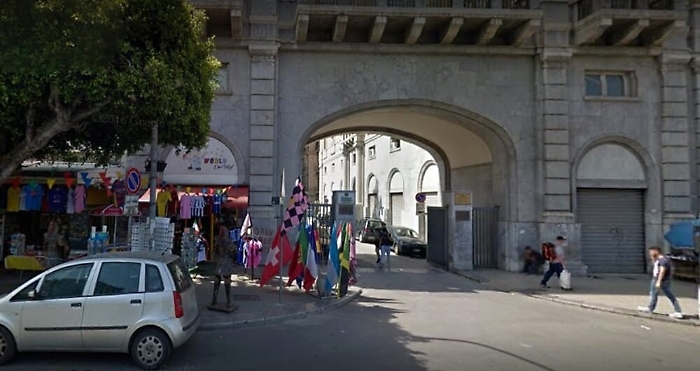 Decreto sicurezza, blitz della Digos all'ufficio anagrafe del Comune di Palermo