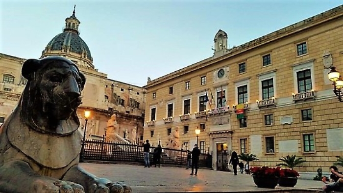 Decreto sicurezza, blitz Digos al Comune? Questura e Orlando: &laquo;Non c'&egrave; mai stato&raquo;