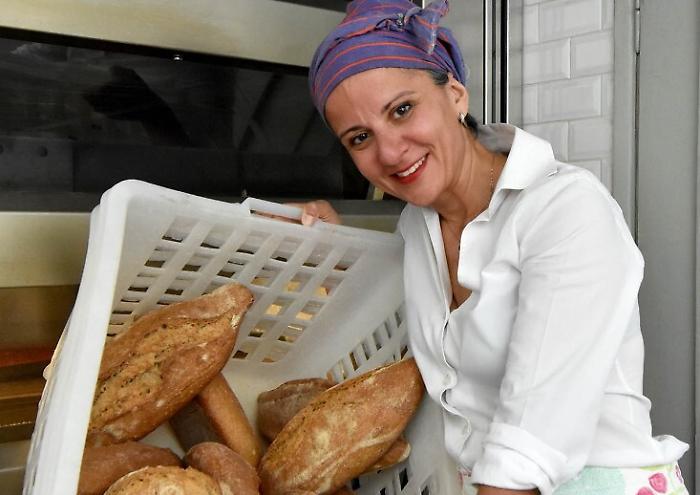 Il "cambio vita" di Valeria Messina da avvocato a fornaia