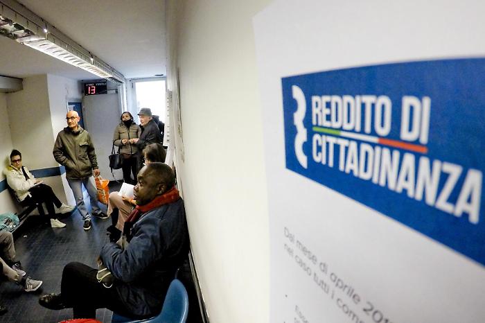 Reddito di cittadinanza: superato il milione di richieste, la Sicilia &egrave; seconda