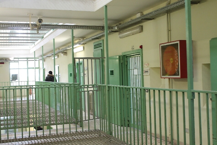 Trapani, trafficante di droga albanese evade dal carcere: in citt&agrave; &egrave; caccia all'uomo