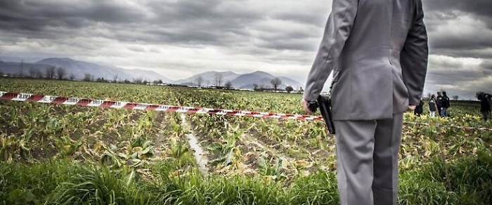 Occuparono terreno indebitamente, provvedimenti per 3 donne vicine alla "Stidda"
