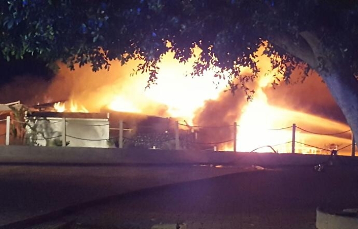 Rogo distrugge lido a Porto Empedocle, si indaga per incendio doloso