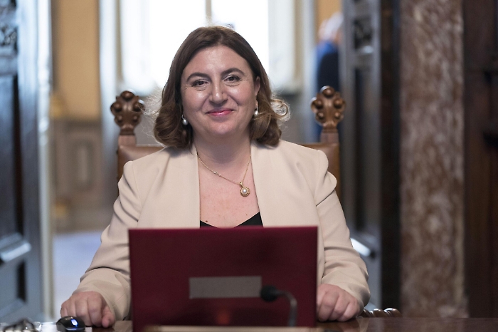 Governo, l&rsquo;esordio delle matricole siciliane fra orgoglio, sorrisi e prime grane