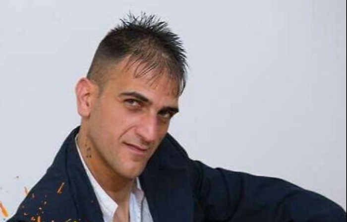 Catania, il cantante nei neomelodico Pino Rosselli nei guai per droga