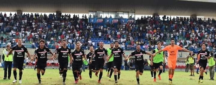 Calcio serie D: il Palermo gioca a "tennis"