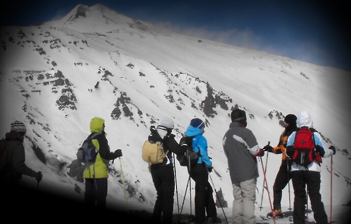 Etna, il caos delle guide alpine vulcanologiche: tesserini sospesi e tutto da rifare