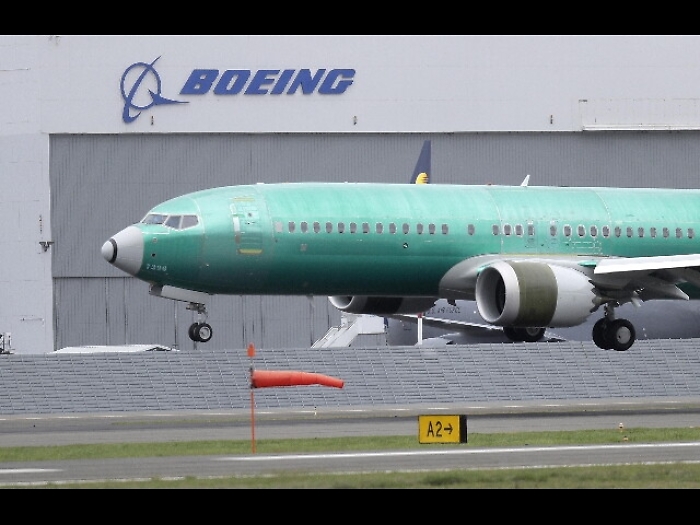 Virgin Australia rinvia consegna 737 Max