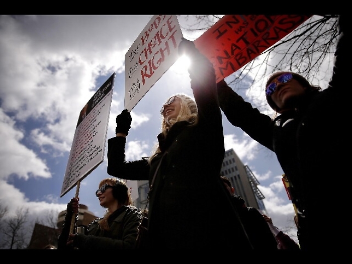 Usa: Indiana, bloccata legge su aborto