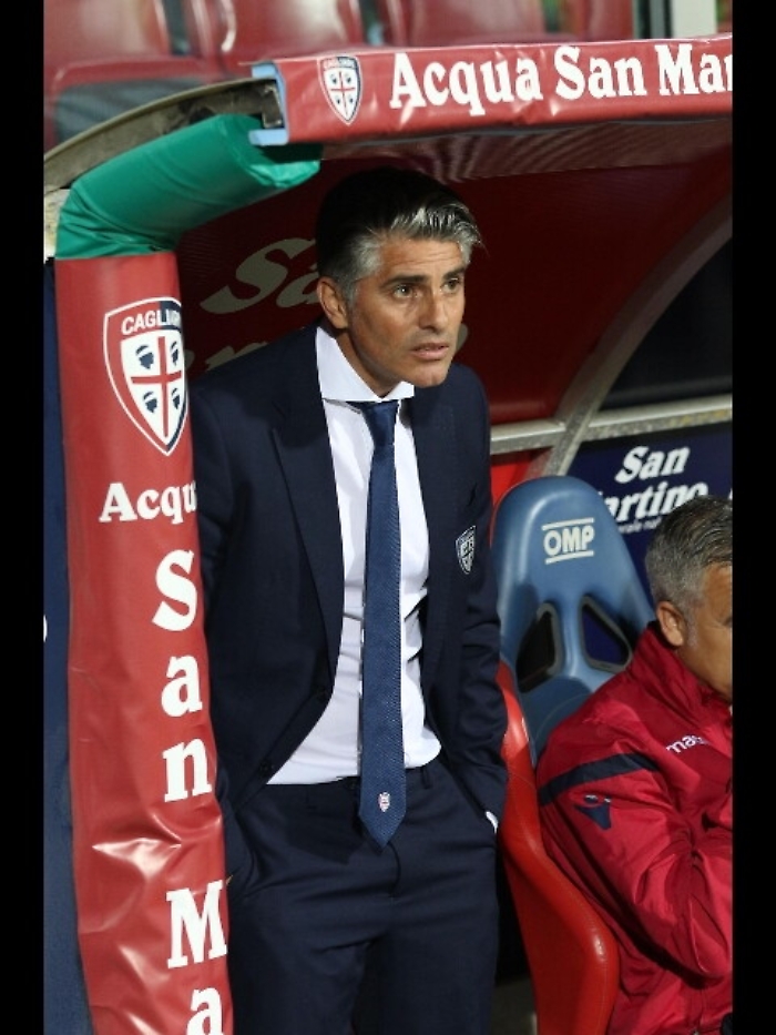 Cagliari in ritiro per corsa salvezza