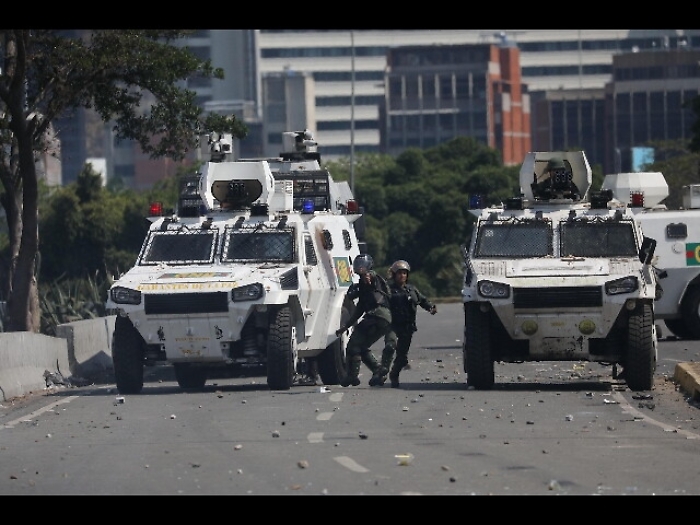 Venezuela, un morto in scontri di ieri