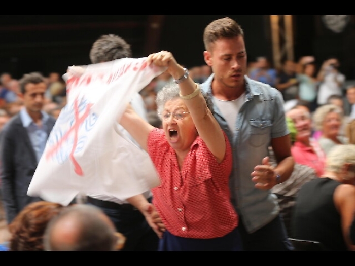 Pd ritirer&agrave; querela contro contestatrice