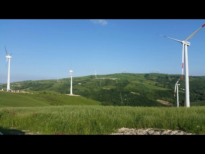 Mani 'ndrangheta sull'eolico, 13 arresti