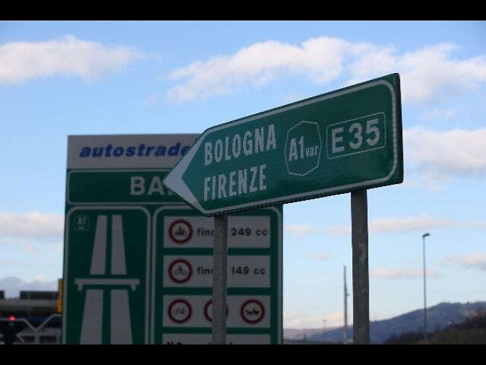 Autostrade, stop aumento pedaggi al 15/9