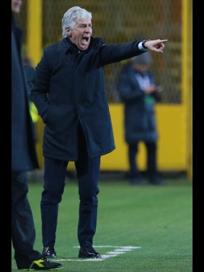 Gasperini, restiamo attaccati al carro