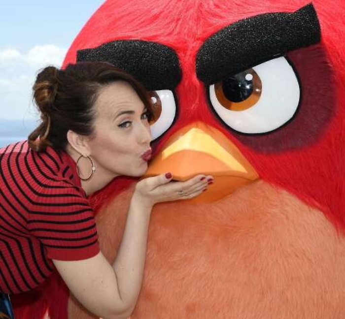 Dal telefono al cinema Angry Birds, furia contro i maialini