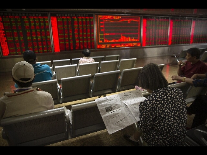 Borsa: Shanghai apre in calo, a -0,40%