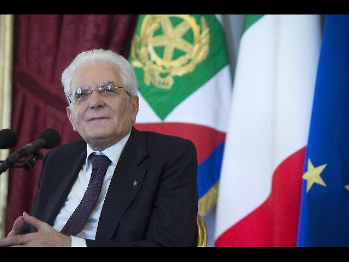 Di Battisti, Mattarella pavido se firma