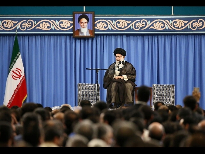 Khamenei a Trump, non puoi fare nulla