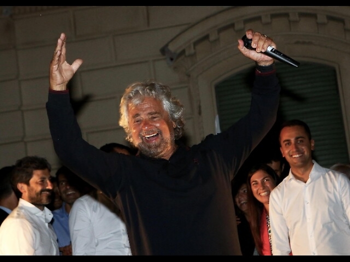 M5S,  il blog di Beppe Grillo annuncia a Palermo 100mila presenze