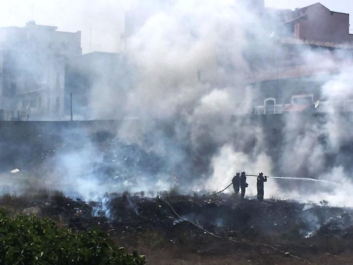 Catania: Esplosione in campo rom Polemica sulle responsabilità