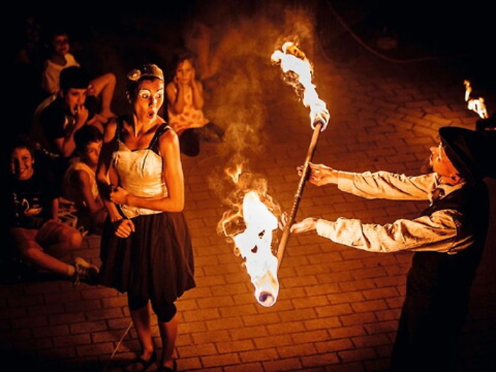 Buskers, il circo &egrave; una magia che pu&ograve; far cambiare vita